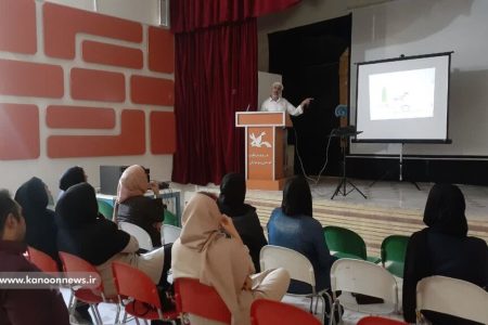 آسیب‌های اجتماعی کودکان و نوجوانان در فضای مجازی درکانون لرستان بررسی شد