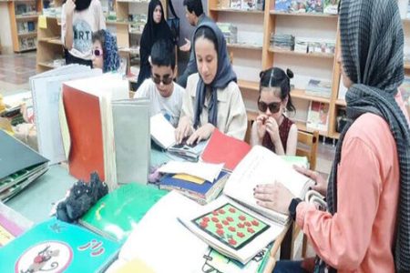 ایرنا: نمایشگاه کتاب‌های حسی و لمسی، گامی برای عدالت آموزشی در گلستان