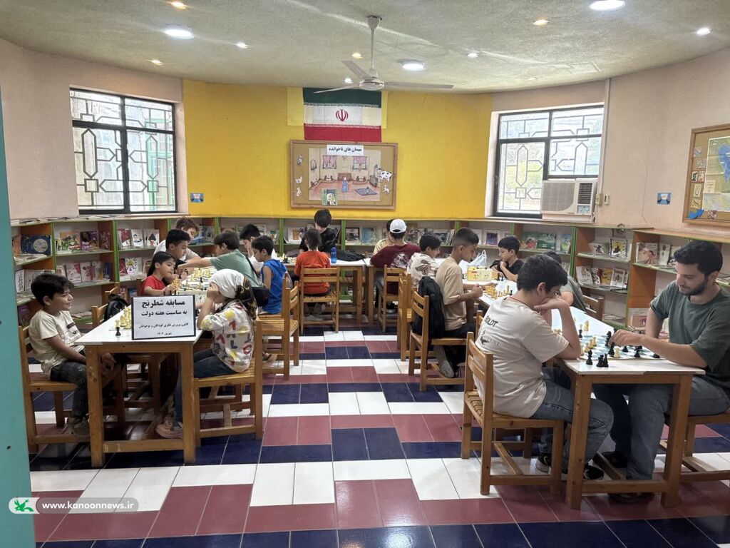 1333179-1 برگزاری مسابقات شطرنج گرامیداشت هفته دولت در مینودشت