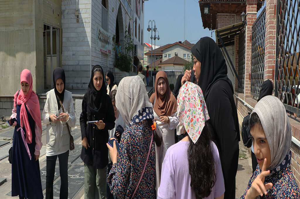 1333190-1 برگزاری چهلوهشتمین نشست تخصصی انجمن عکاسان نوجوان کانون گیلان