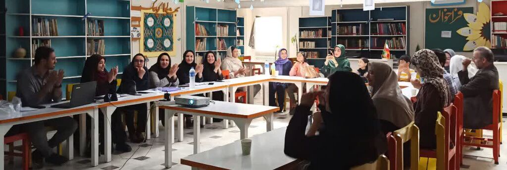 1333229-1 برگزاری چهارمین نشست «پاتوق قصه و نقد» در کانون همدان