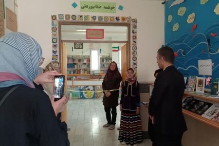 نمایشگاه آثار فرهنگی، هنری و ادبی کانون شهمیرزاد در هفته دولت