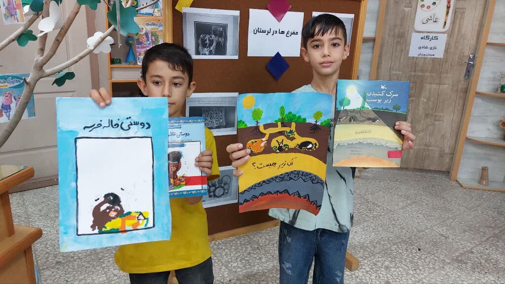 اعضای کانون میامی، کتاب‌های تابستانشان را به تصویر کشیدند