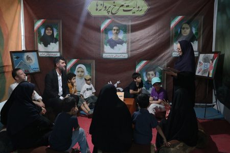 کانون پرورش فکری، معمار آینده‌ در کنگره‌ ملی ۸ هزار شهید گیلان / غرفه‌های کودک و نوجوان پذیرای مخاطبان است