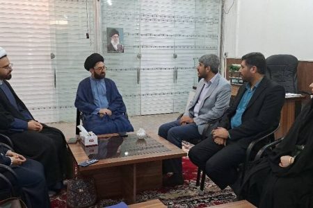 تأکید بر هم‌افزایی فرهنگی در دیدار مدیرکل کانون فارس و امام جمعه صدرا