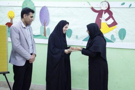 مدیرکل اموراجتماعی وفرهنگی استانداری هرمزگان تقدیر شد