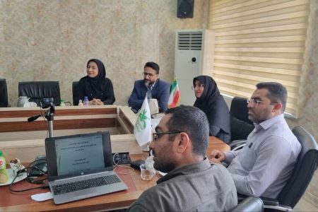 نشست انجمن محیط زیستی میراث پریشان با اعضای شورای فرهنگی کانون هرمزگان