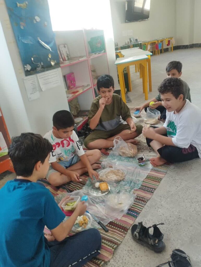 1333680-1 طعم دورهمی ساده و صبحانه سالم در مرکز «محمدشهر»