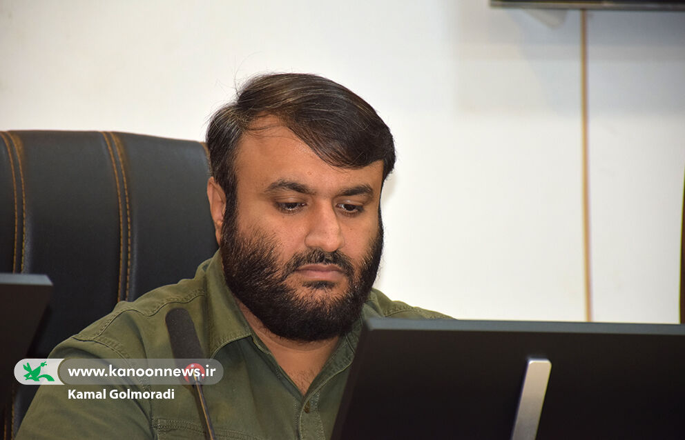 1333804-1 دیدار مدیرکل کانون پرورش فکری لرستان با اعضای شورای شهر بروجرد