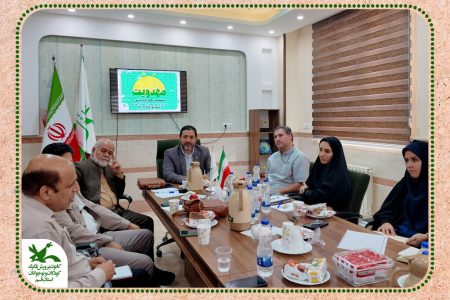اولین نشست هم اندیشی «مهدویت»، با حضور فعالان حوزه کودک ونوجوان در کانون استان قم