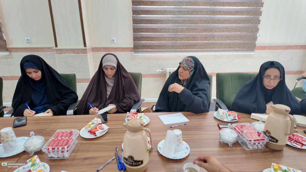 1333868-1 اولین نشست فعالان حوزه کودک ونوجوان با محوریت «مهدویت»