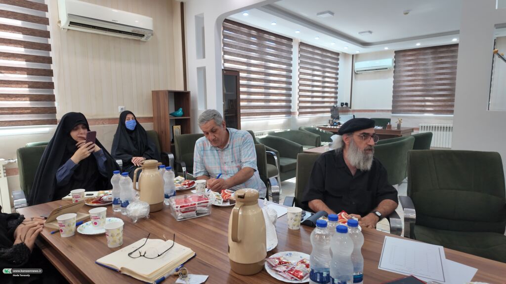 1333872-1 اولین نشست فعالان حوزه کودک ونوجوان با محوریت «مهدویت»