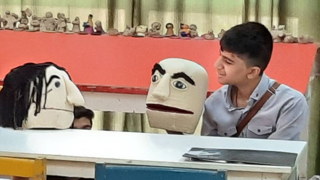 1333919-1 جایی که قصهها جان میگیرند؛ و کودکان رشد میکنند