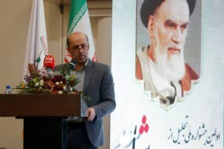 باید با ایجاد شرایط برابر در نظام آموزشی، مسیر پیشرفت را برای همه دانش‌آموزان هموار کنیم‌