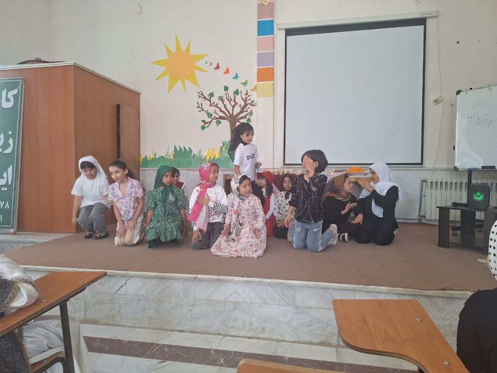 1334181-1 جشن تابستانه مراکز فرهنگی هنری دامغان