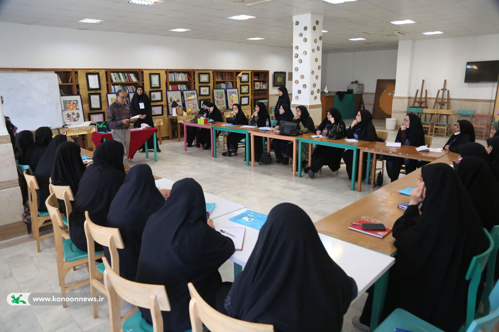 1334240-1 مربیان کانون استان تهران در دوره آموزش مقدماتی تربیت مربی کودک و نوجوان