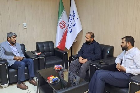 نشست مدیرکل کانون فارس و نماینده شیراز برای توسعه مراکز فرهنگی