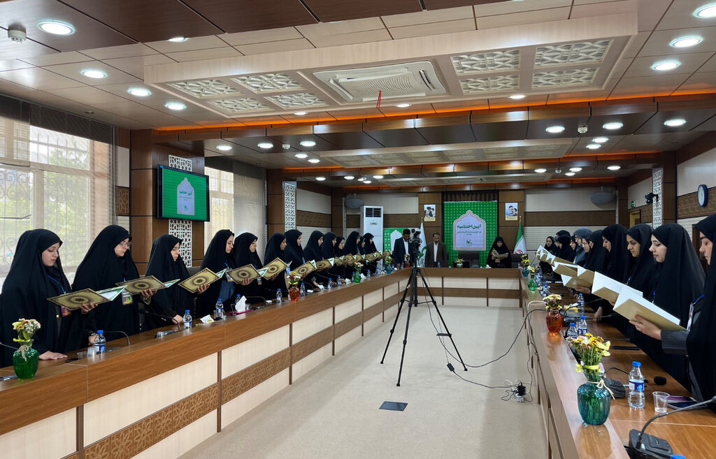 سومین دوره تربیت مربی کانون پرورش فکری در قم به پایان رسید