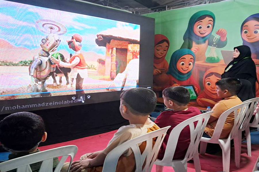 1334354-1 نمایش و نقد پویانمایی کشاورز و ربات برای مخاطبان؛ ترویج خلاقیت و دانش در نمایشگاه «روایت پرچمداران»