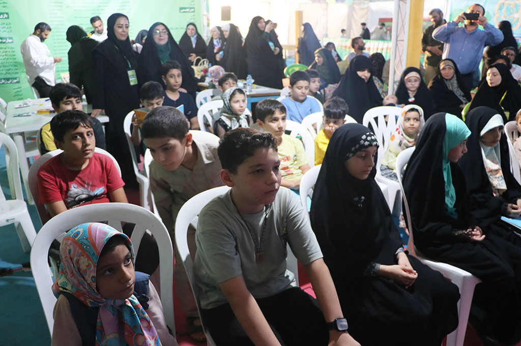 1334381-1 کارگاه آموزشی «نه» به اعتیاد اینترنتی کودکان و نوجوانان/ گامی در راستای امنیت سایبری آیندهسازان