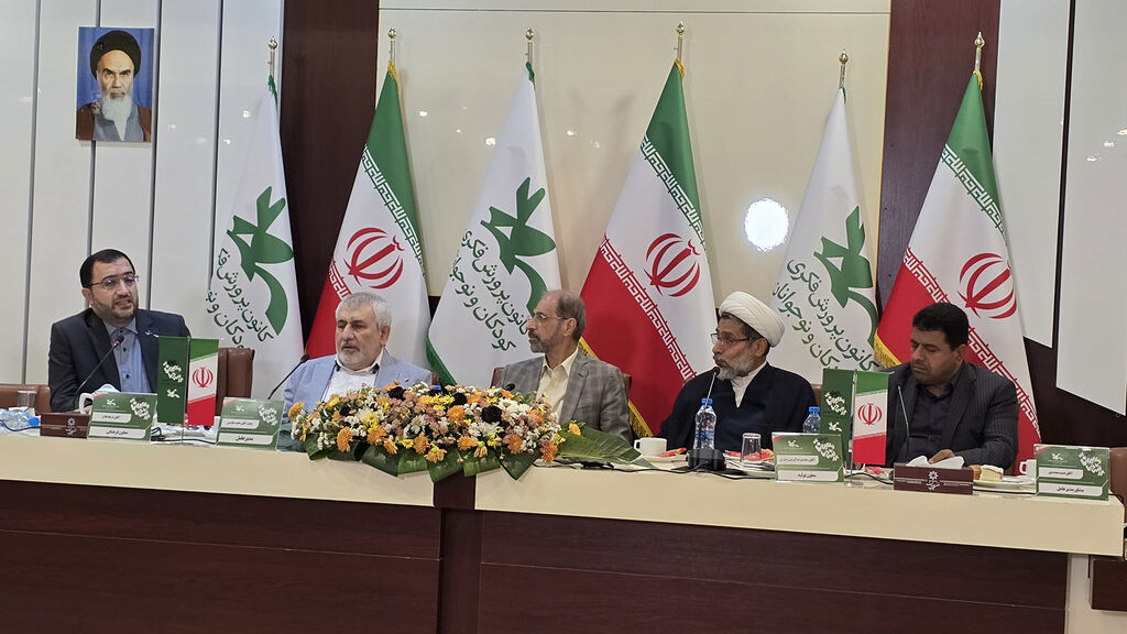 تأکید عضو هیأت مدیره کانون پرورش فکری بر تمایز مدیریت فرهنگی و هنری