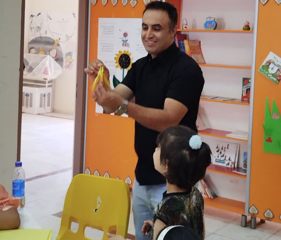 1334457-1 کارگاههای خلاقیتپرور اوریگامی در مرکز صحنه شماره ۲ برگزار شد