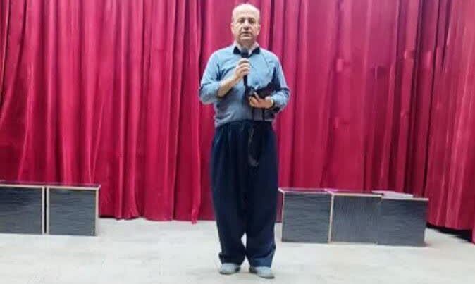 1334557-1 اعضای فعال پاوه مهمان مرکز روانسر شدند