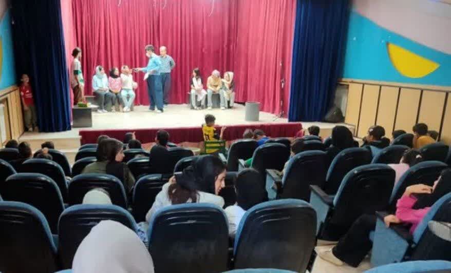 1334559-1 اعضای فعال پاوه مهمان مرکز روانسر شدند