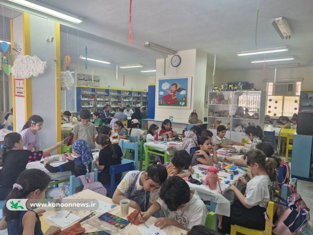 1334621-1 گشایش نمایشگاه آثار تابستانه اعضای کانون پرورش فکری در سراسر استان بوشهر