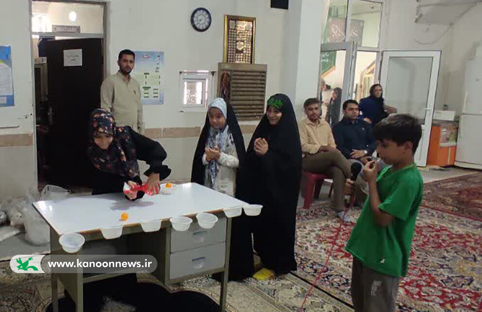 1334630-1 اجرای مراکز سیار کانون پرورش فکری لرستان در خرم آباد