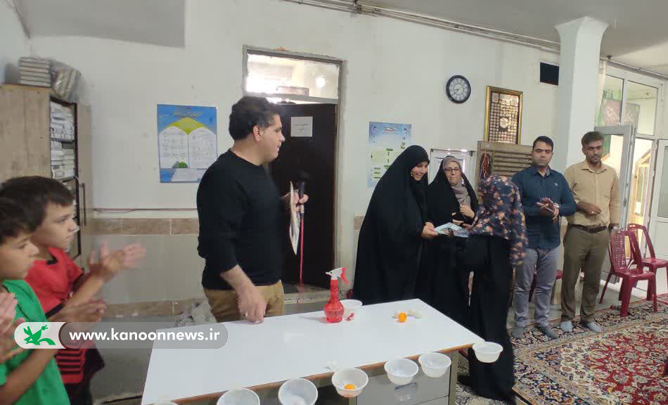 1334631-1 اجرای مراکز سیار کانون پرورش فکری لرستان در خرم آباد