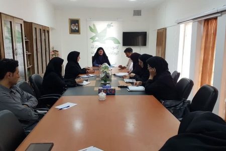 نشست بررسی شیوه‌نامه سومین جشنواره موسیقی و سرود در کانون کرمانشاه