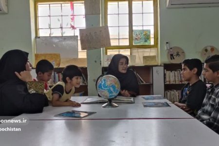 کارگاه‌های ادبی- علمی در مراکز فرهنگی‌هنری سیستان و بلوچستان با موضوع پویش «ماه در آغوش سایه‌ها» برگزار شد