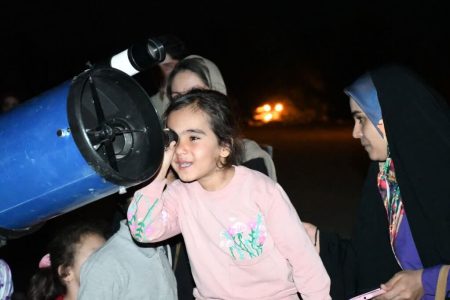 کودکان و نوجوانان با تلسکوپ قصه آسمان را دیدند