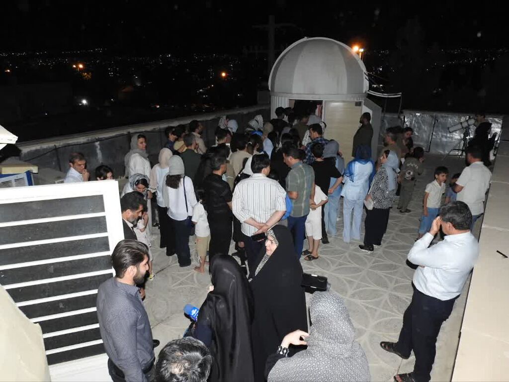 پویش ملی«ماه در آغوش سایه‌ها» درکانون ایلام برگزارشد