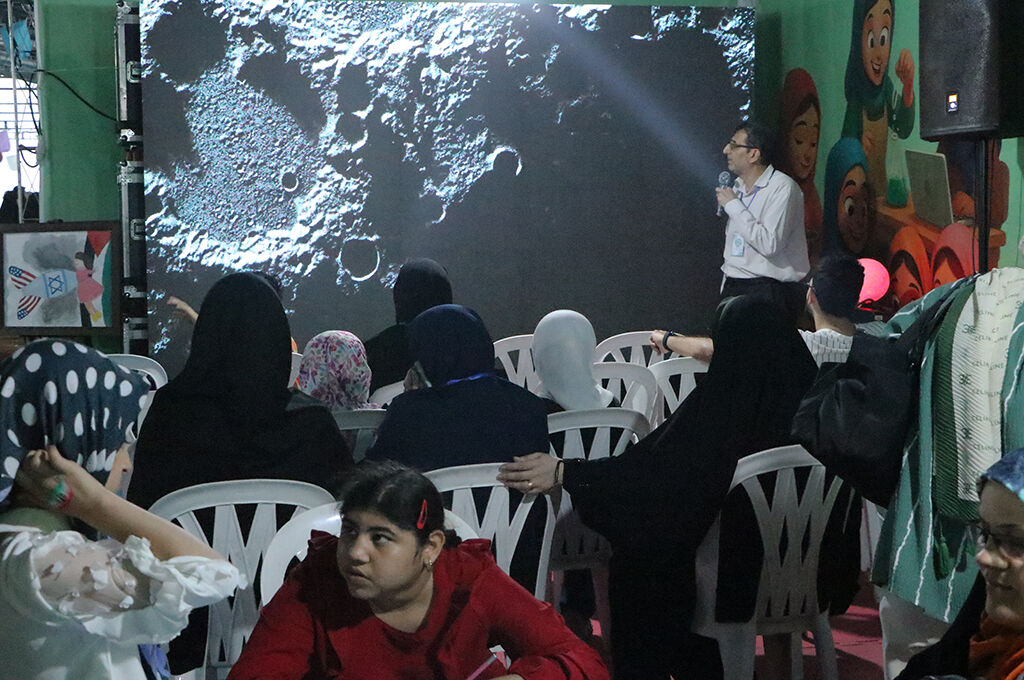 1335645 شبی رویایی با نجوم و شگفتیها در باغموزه دفاع مقدس رشت