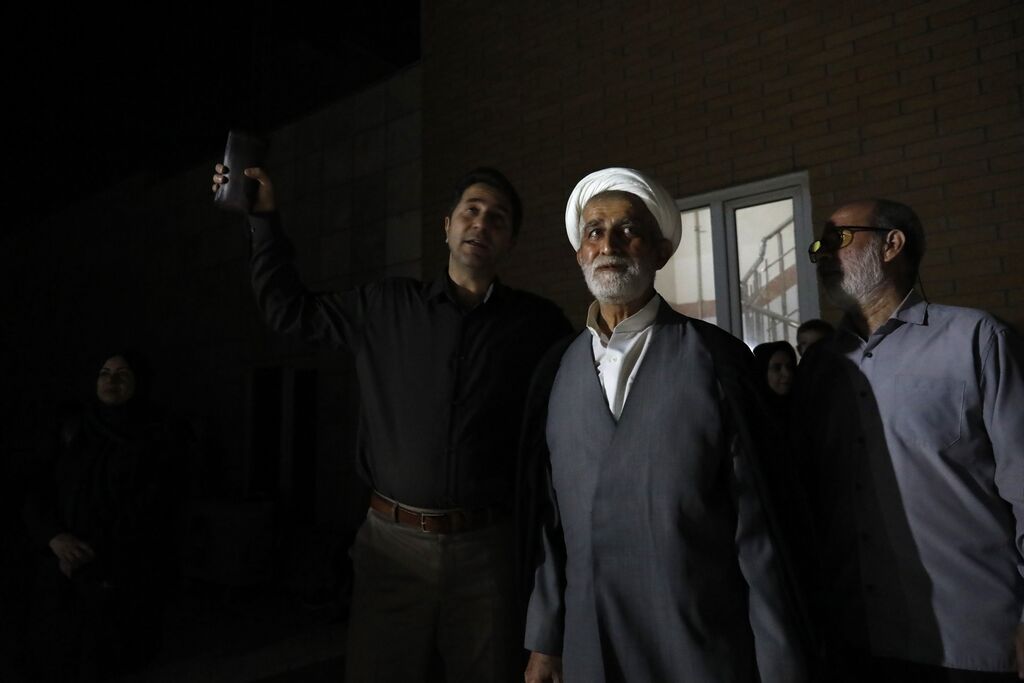 1335699-1 از تجربه فراموشنشدنی تا شنیدن قصه های پرشور