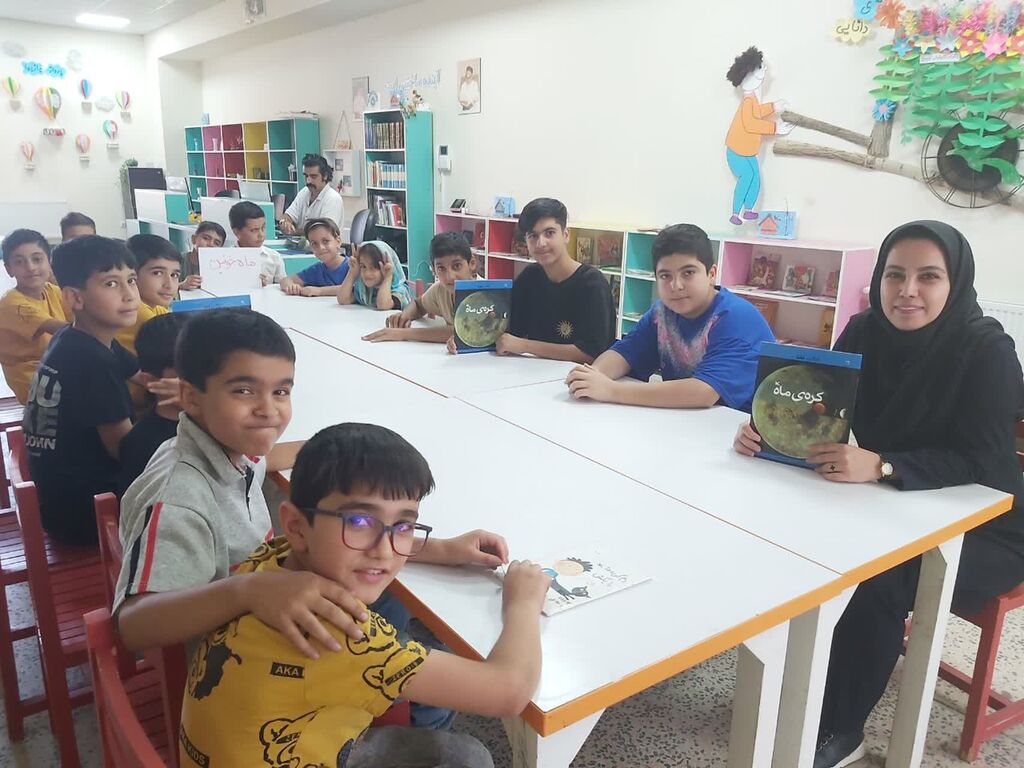 پویش "ماه در آغوش سایه‌ها" در مراکز کانون همدان اجرا شد