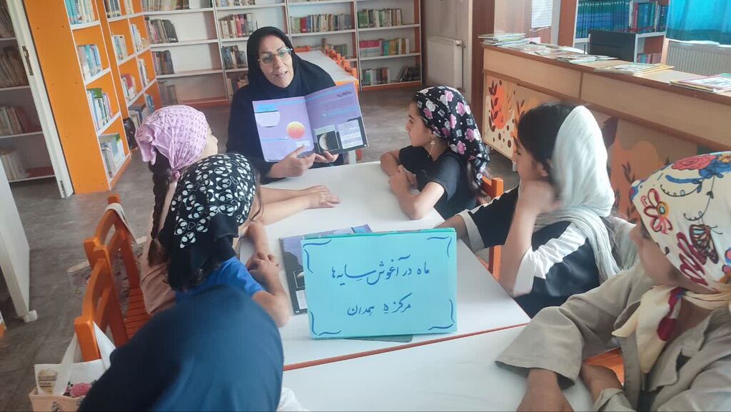 پویش "ماه در آغوش سایه‌ها" در مراکز کانون همدان اجرا شد