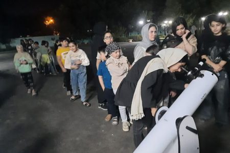 پویش “ماه در آغوش سایه‌ها” در مراکز کانون همدان اجرا شد