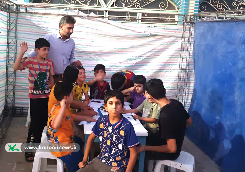 ایستگاه نقاشی کانون لرستان به مناسبت هفته وحدت ایستگاه نقاشی کانون لرستان به مناسبت هفته وحدت