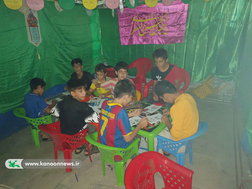 1336333 ایستگاه نقاشی کانون پرورش فکری لرستان به مناسبت هفته وحدت در خرمآباد