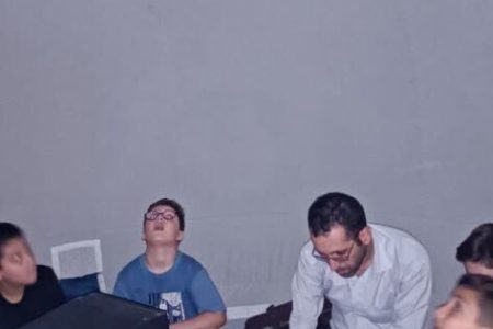 اعضای مرکز شماره ۲ کانون کرمانشاه ماه را در آسمان‌نما رصد کردند