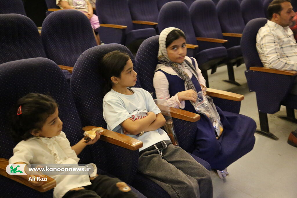 خانواده‌ها و نوجوانان بوشهری با آسیب‌های اجتماعی و چالش‌های فضای مجازی آشنا شدند