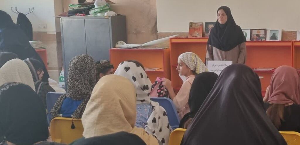 1337341-1 جشن میلاد پیامبر (ص) و هفته وحدت در مرکز سرپلذهاب