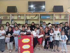 1337448-1 اجرای ویژه برنامه دست های مهربانی توسط اعضای کانون شهر اراک