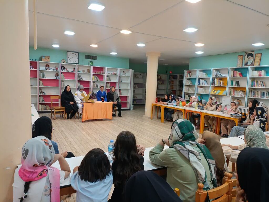 1337510-1 بانوی قهرمان آسیا و جهان میهمان مرکز فرهنگی قوچان