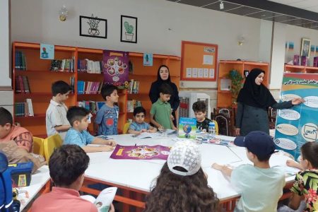 آشنایی اعضای کودک مرکز شماره ۴ کانون کرمانشاه با استاندارد