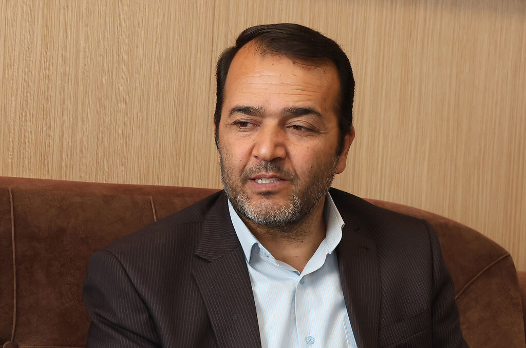 1338224-1 تدوین و اجرای بستههای فرهنگی خانوادهمحور در چهارمحال و بختیاری