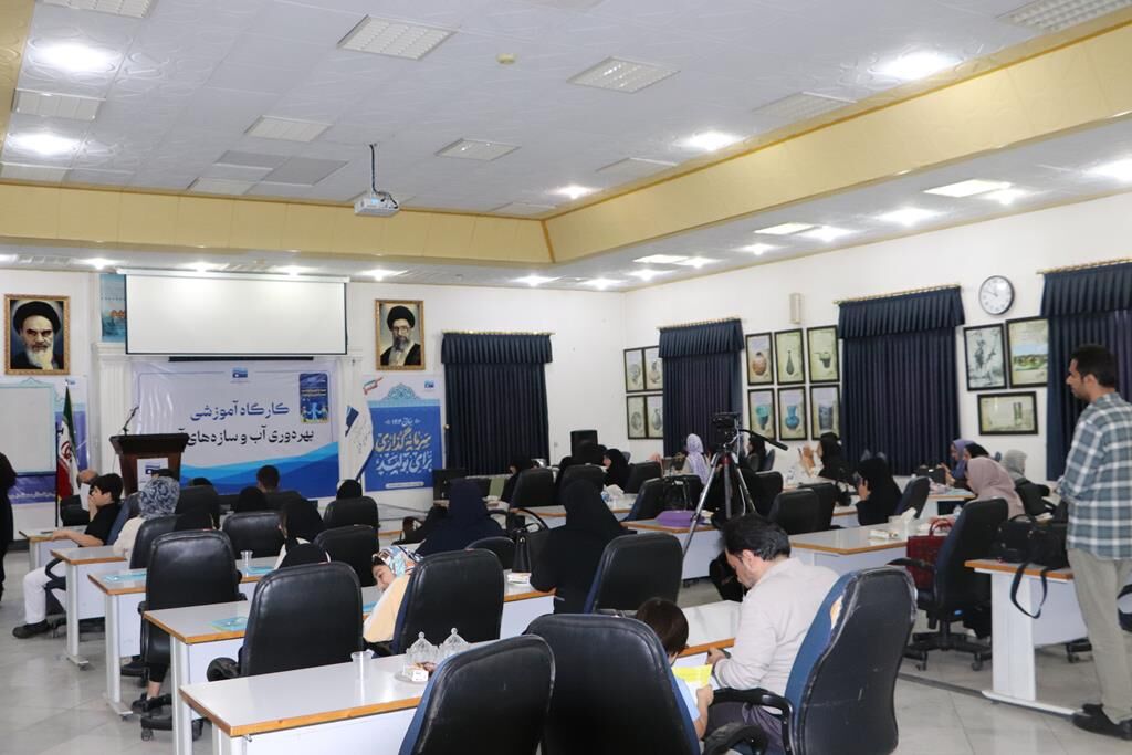 1338260-1 کانونیاران الگویی برای مسئولیتپذیری اجتماعی هستند